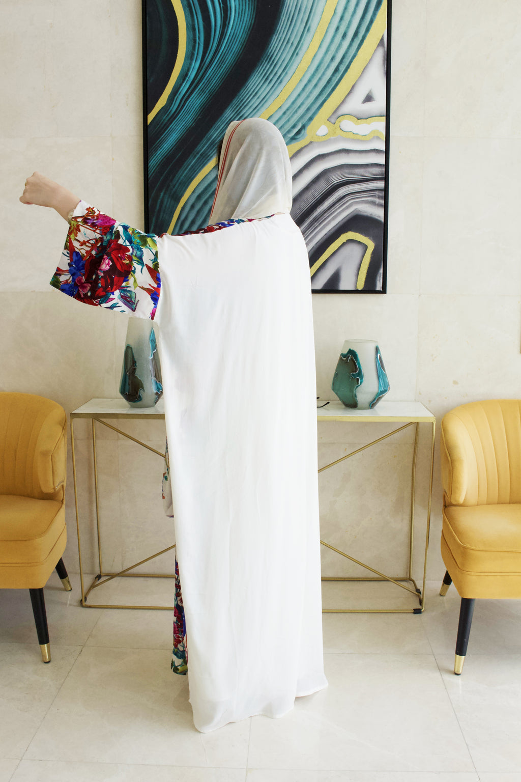 Bloom in Bianco abaya set