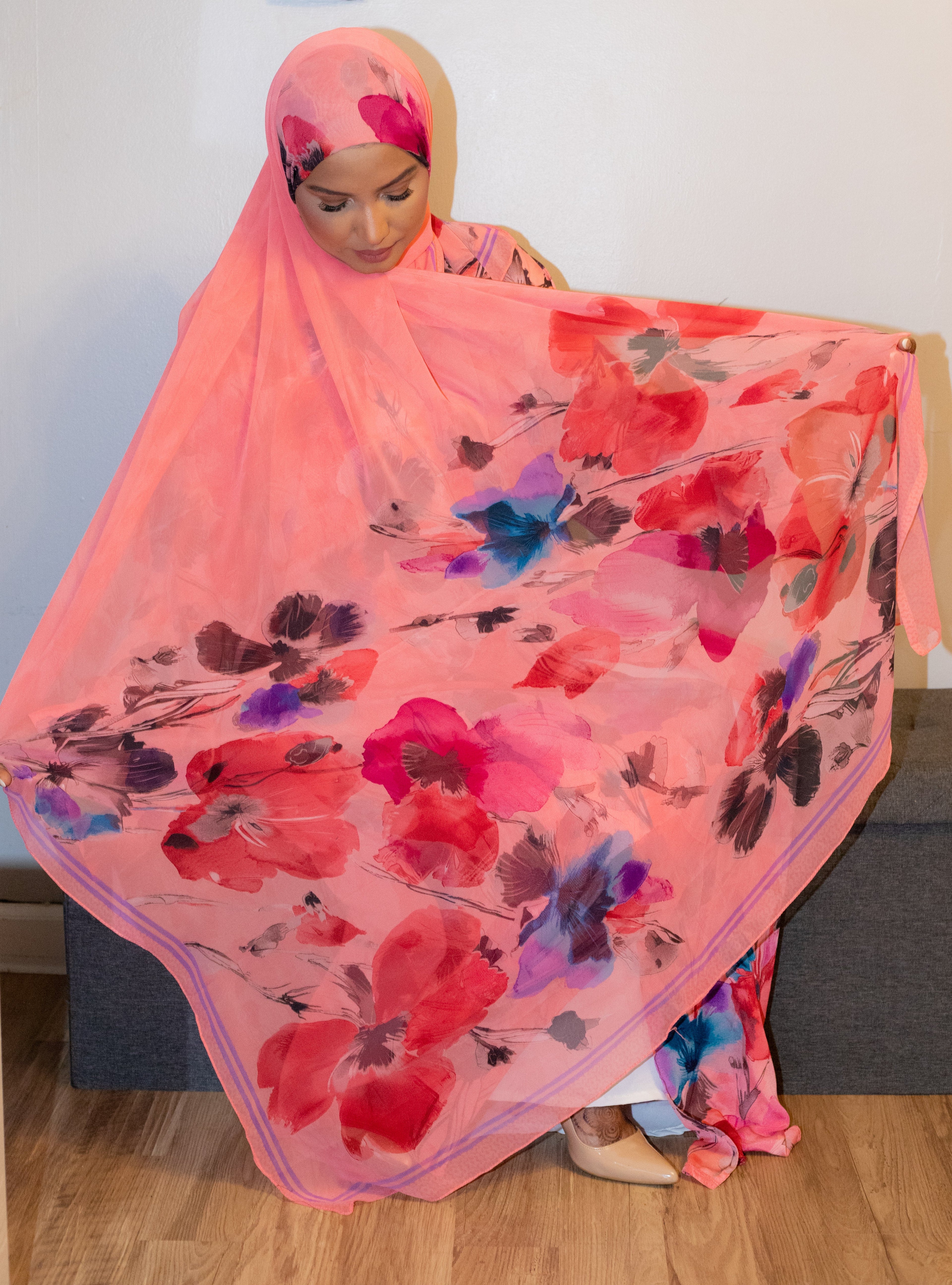 Rosé Garden Abaya Set